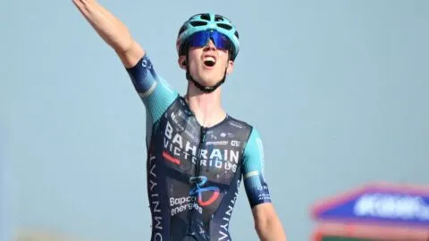 Jakob Omrzel conquista el Calar Alto y Enric Mas amplía su ventaja en la Vuelta a España