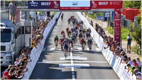 ¡Paul Magnier conquista la etapa 5 y Tobias Svarre da una pedalada más hacia el título de la CRO Race!