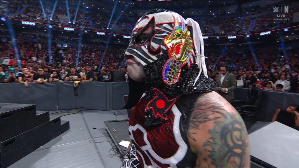 Penta se queda muy cerca de la hazaña en la CDMX | WWE en Netflix