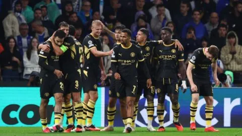 Porto cae ante Manchester City en el estreno europeo de Santiago Gimenez