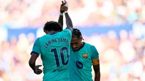 Tabla de posiciones de LaLiga al momento: El Real Madrid busca acercarse al Barcelona en la jornada doble