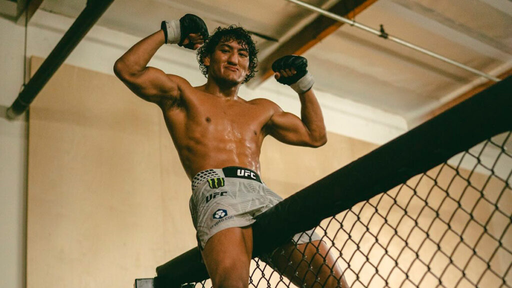 A los 21 años, el mexicano-estadounidense ya dejó atrás varios récords de precocidad en UFC. Este sábado tendrá su primera pelea estelar frente a Raoni Barcelos, un veterano de 39 años que llega con cinco victorias consecutivas.