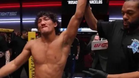 ¡Dramático desenlace! Raúl Rosas Jr. vence a Barcelos en UFC Fight Night