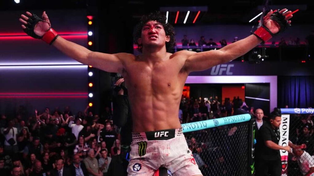 ¡Dramático desenlace! Raúl Rosas Jr. vence a Raoni Barcelos en UFC Fight Night