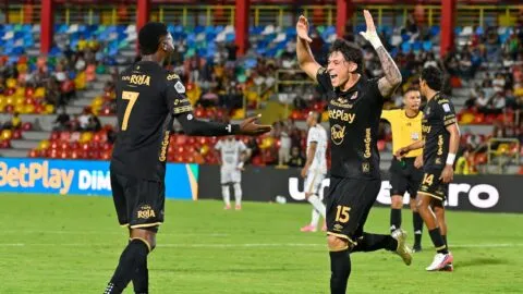 Deportes Tolima sigue al alza y le arrebata tres puntos a Llaneros en su propia casa