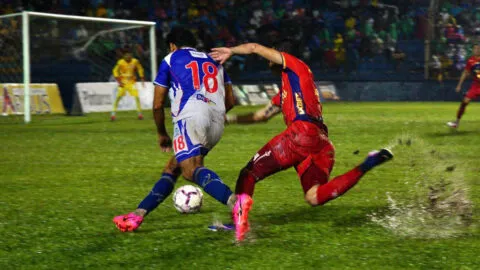 Suchitepéquez y Xelajú reparten puntos en el regreso del Derbi de Suroccidente