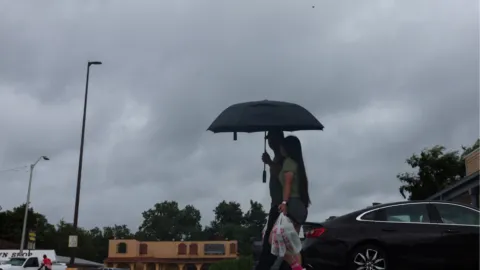 Texas moviliza equipos de emergencia a la espera de la llegada de la tormenta tropical Edouard
