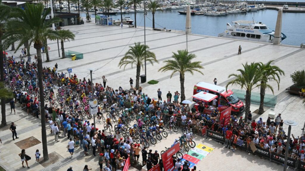 La salida de la etapa 11 de La Vuelta a España 2026 en Cartagena