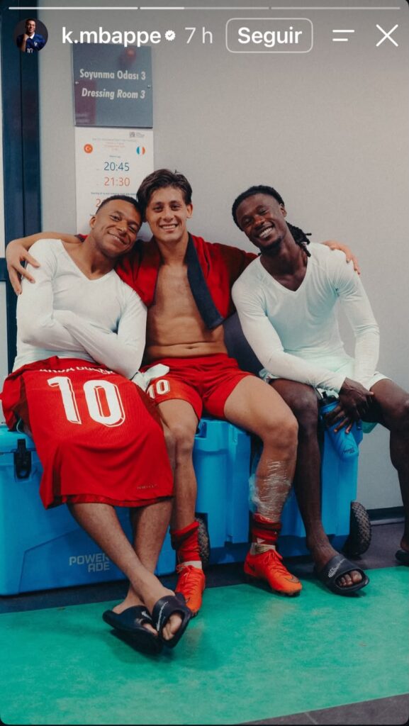 Así reapareció Mbappé con Guler.
