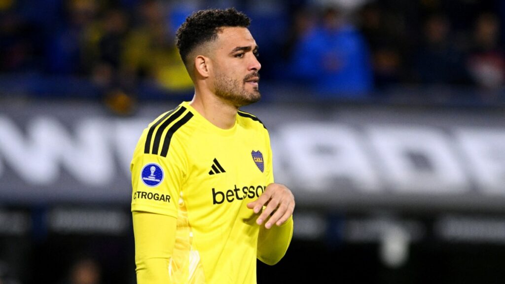 Álvaro Montero, atajando con Boca Juniors.