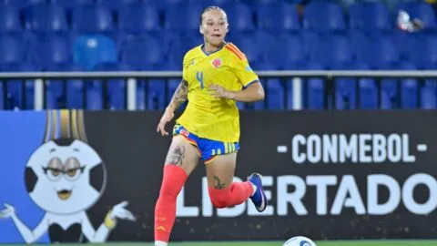¡Posible baja mundialista para la Selección Colombia! Ana María Guzmán sufre lesión de gravedad