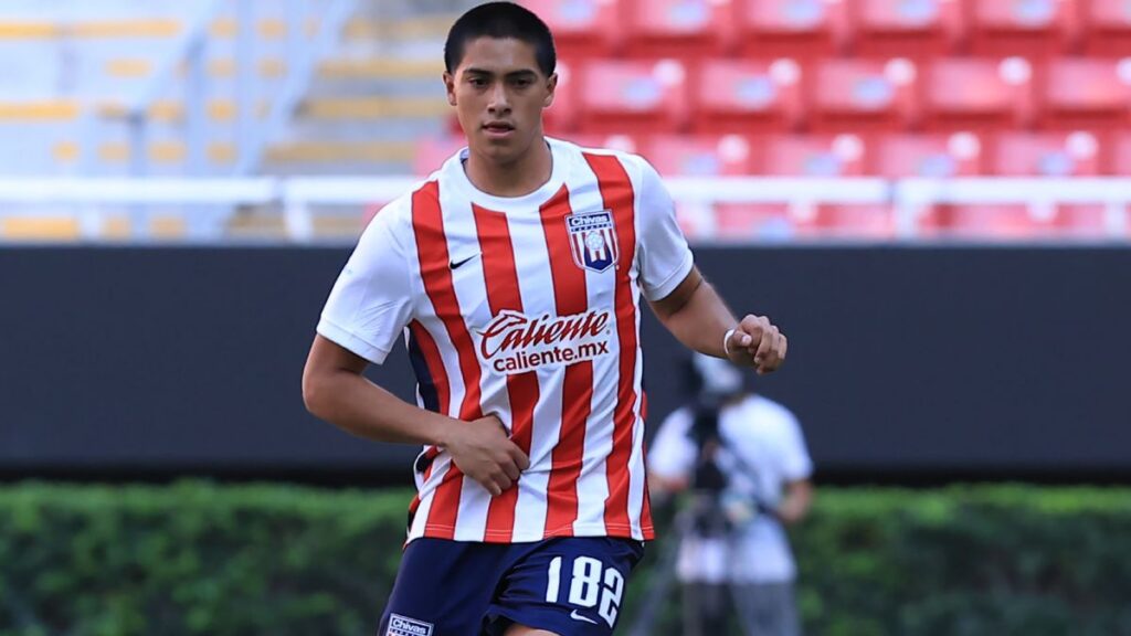 Chivas apuesta por canteranos ante América