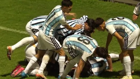 Argentina remonta a Tanzania en el descuento y es líder de la Vertex Cup 2026