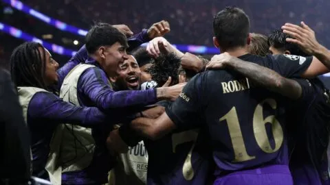 Lamine Yamal comanda la remontada: Barcelona golea al Galatasaray y asalta el liderato de Champions