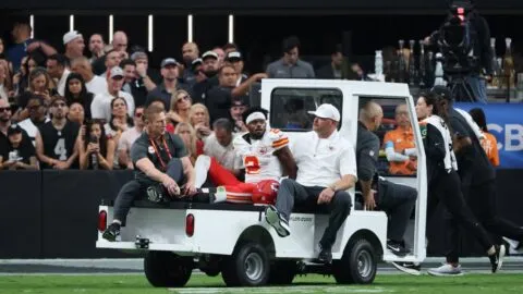 ¡Alarma en Kansas City! Tyquan Thornton sufre fuerte lesión tras el mejor juego de su carrera
