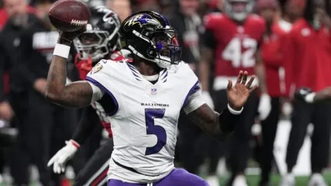 ¡Sin Lamar Jackson! Ravens remontan y vencen a Falcons en tiempo extra
