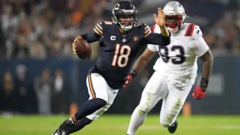 Caleb Williams supera a Drake Maye y guía a Bears al triunfo sobre Patriots en Soldier Field