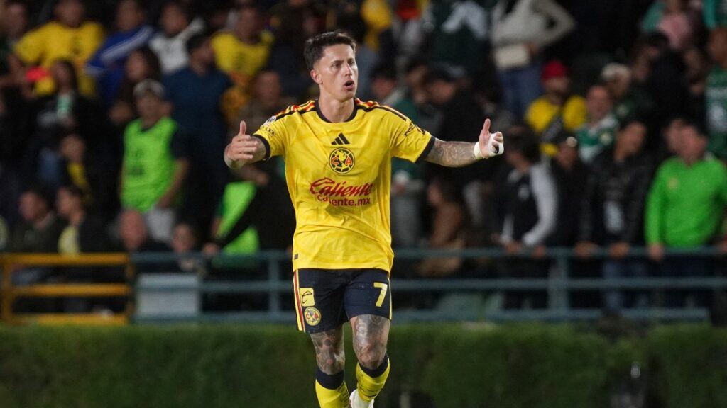 Brian Rodríguez jugador del América