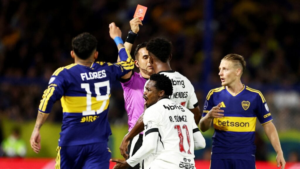 Carlos Andrés Gómez expulsado por primera vez en su carrera