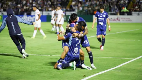 Cartaginés elimina a Olimpia y clasifica por primera vez a la final de la Copa Centroamericana