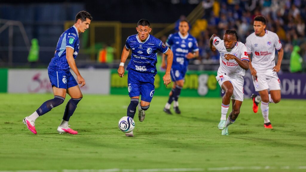 Cartaginés venció a Olimpia en el primer partido | Media Concacaf