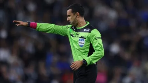 Roberto García Orozco destaca la mejoría del arbitraje en la jornada 12 de la Liga MX