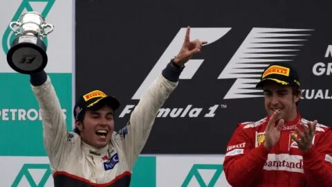 Checo Pérez vuelve a Sepang, la pista donde consiguió el primer podio de su carrera