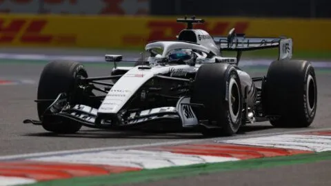 Checo Pérez finaliza 18° en la primera práctica del GP de México 2026; Leclerc lidera la sesión