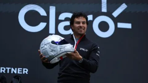 ¡Así luce el espectacular casco de Checo Pérez para el GP de México 2026!