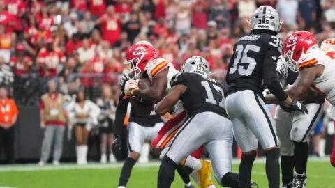 Chiefs sobreviven en Las Vegas: Mahomes y Kenneth Walker III mantienen el invicto ante Raiders