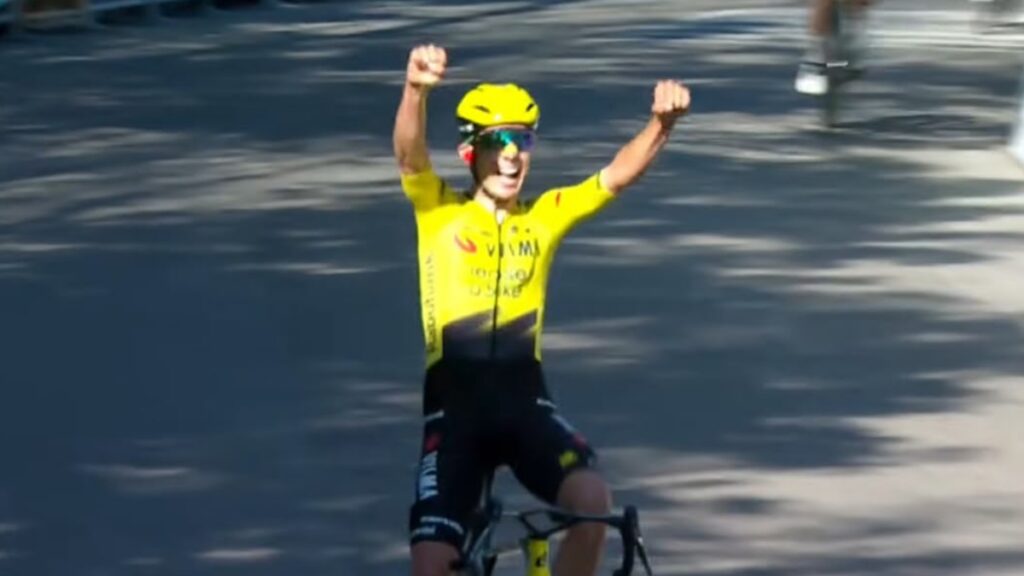 Davide Piganzoli gana el Giro de Emilia