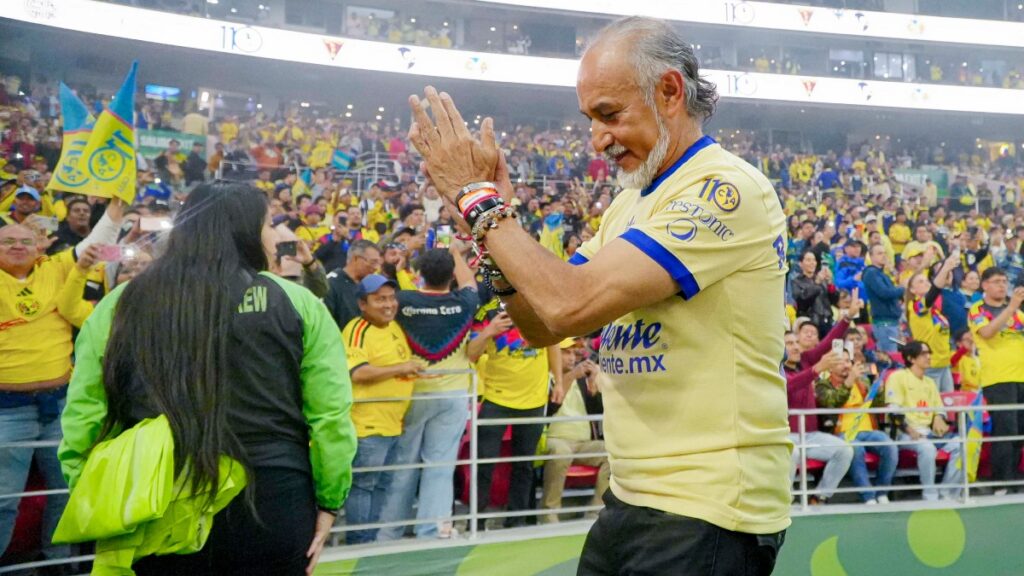 Los entrenadores que han salido por temas extracancha