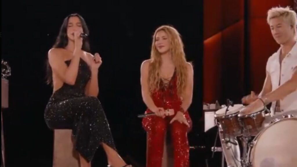 Dua Lipa sorprende en el concierto de Shakira | Captura de pantalla