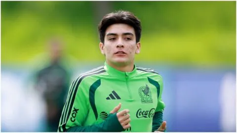 Gilberto Mora y la constante dosificación: el patrón de minutos del juvenil con México y Xolos