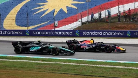 ¡La primera del año! Max Verstappen doblega a los Mercedes y gana el Gran Premio de Bahréin en Sepang