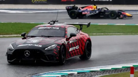 Falla de software paraliza el GP de Bahréin y obliga a la FIA a intervenir en plena carrera