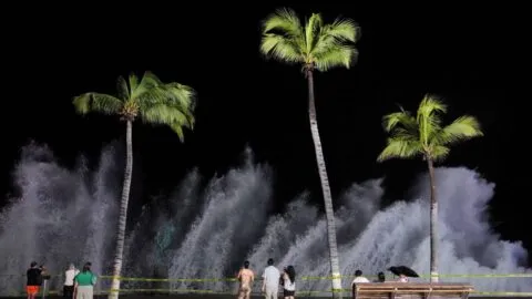 Huracán Simón categoría 2 está cerca de las costas mexicanas: Jalisco, Nayarit y Sinaloa en alerta por fuertes lluvias