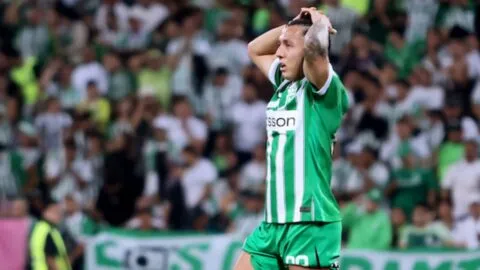 ¿Qué pasó con Ian Poveda? La lesión que preocupa a Atlético Nacional