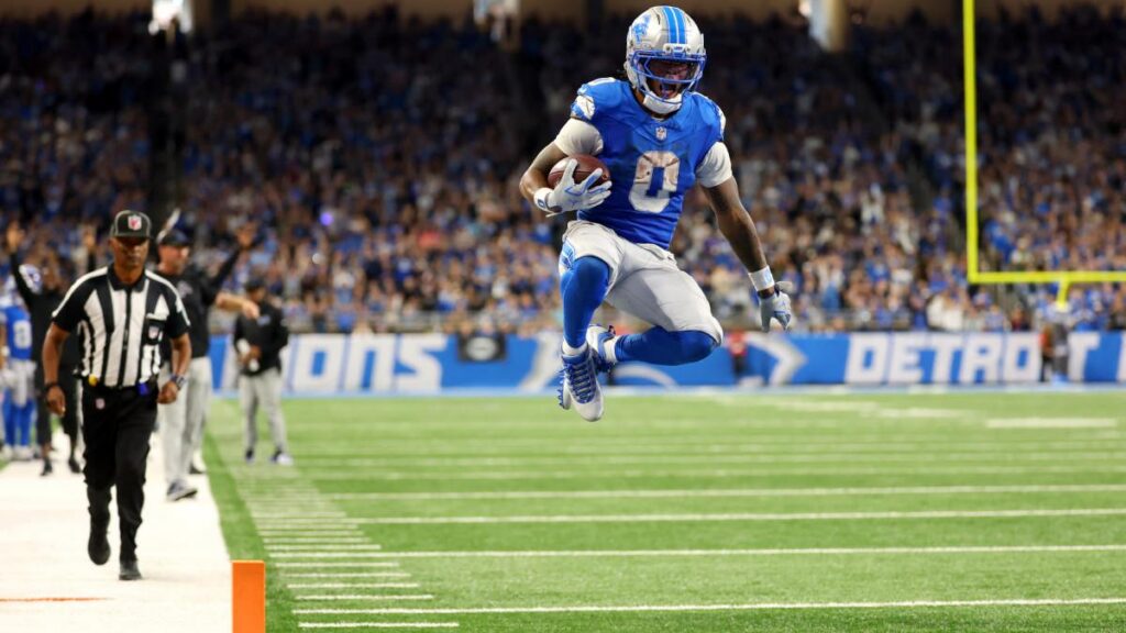Jahmyr Gibbs durante el partido entre Jets y Lions, NFL 2026