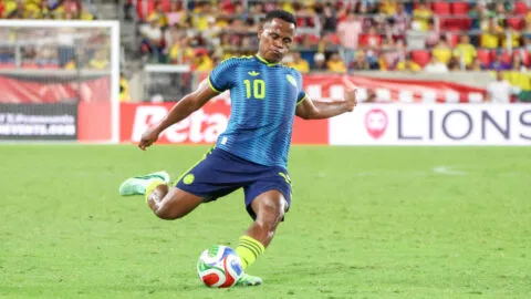 Jhon Arias, el más endeudado de la Selección Colombia