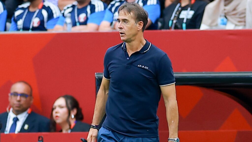 Lopetegui fue despedido de España