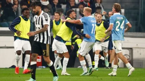 Ni con Jhon Lucumí de titular: Lazio se aprovecha de un desdibujado Juventus para golearlo