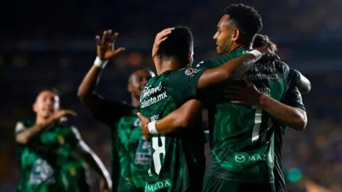 León golpea a Tigres y complica sus aspiraciones de clasificar a la Liguilla