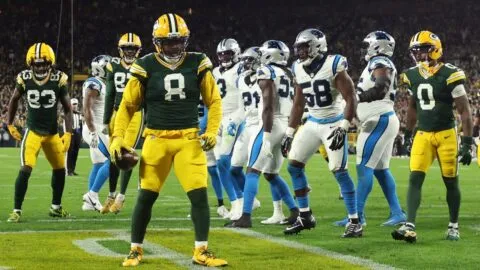 ¡Celebración redonda! Packers se reencuentra con la victoria tras imponerse a Panthers en Lambeau Field