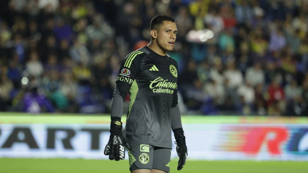 Luis Ángel Malagón volvió a la titularidad con América