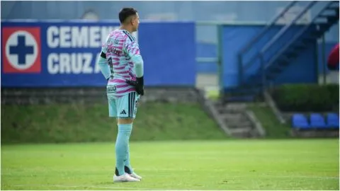 Luis Ángel Malagón vuelve al América tras... ¡211 días fuera por lesión!