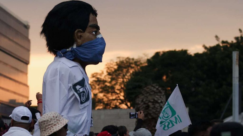 Megamarcha del IMSS hoy 14 de octubre: horarios, ruta y calles cerradas en la CDMX