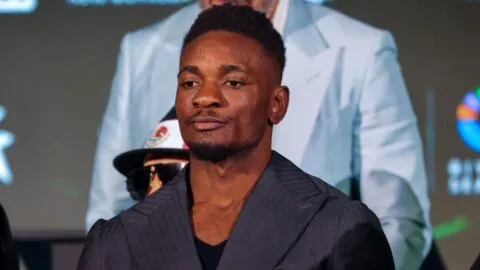 Christian Mbilli y la promesa que le hizo a su madre antes de enfrentar a Canelo Álvarez
