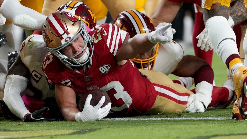 Christian McCaffrey durante el Commanders vs 49ers, NFL 2026
