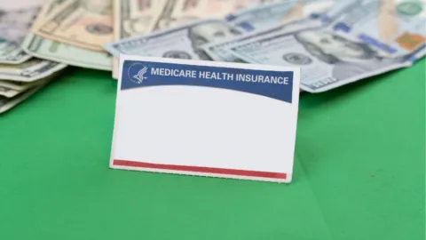 Pago de $90 de Medicare: quiénes lo reciben y por qué llega con el Seguro Social